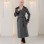 Trenchcoat aus texturiertem Stoff mit Leder-Details und Fellfutter 1394 - Grau