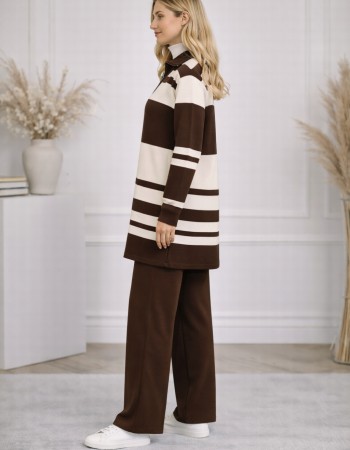Women's Modern Two-Piece Striped Knitwear Set with Zip Collar 4209  - light brown