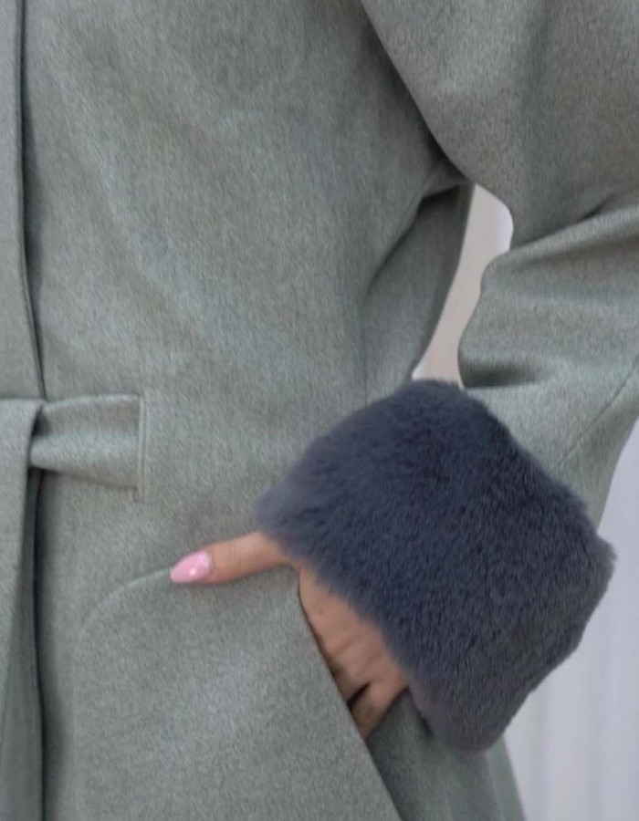 WOMENS FURNITURE SHORT COAT WITH FURNITURE Collar and Cuffs 1335 - gray