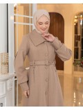 ترانشكوت شتوي مبطن بفرو مع أزرار وتصميم أكمام بومبيه 1378 - بيج