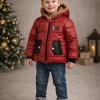Rote Jungen-Regenjacke mit Fellfutter und schwarzen Akzenten 5004 - Rot
