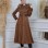 Suede Trenchcoat mit Plissee-Details 1316 - Kaffee