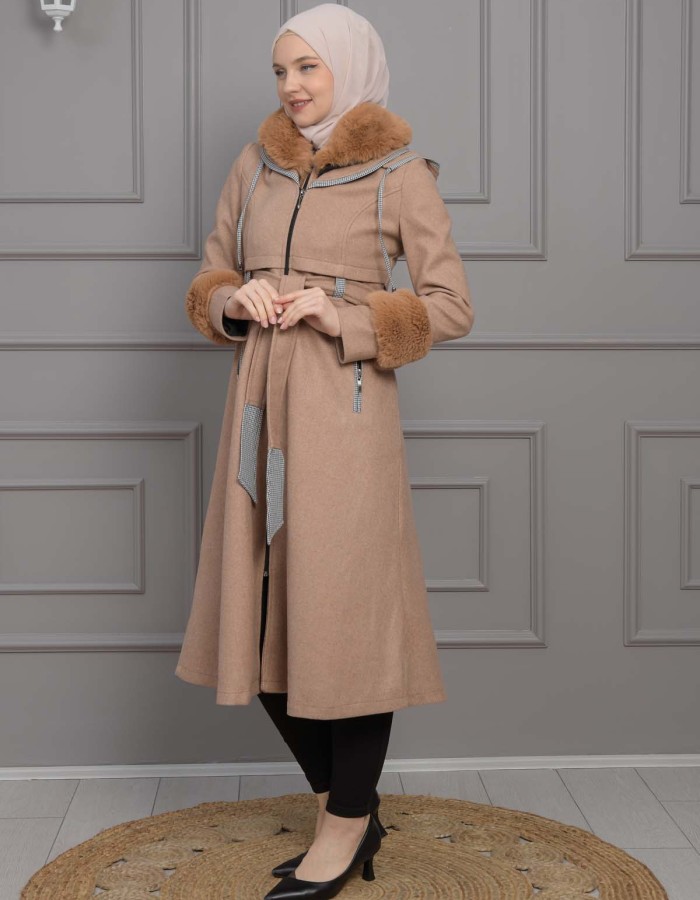 BELTED CACHET TOPCOAT WITH HOOD AND SLEEVE FUR DETAILS 1355 Bej