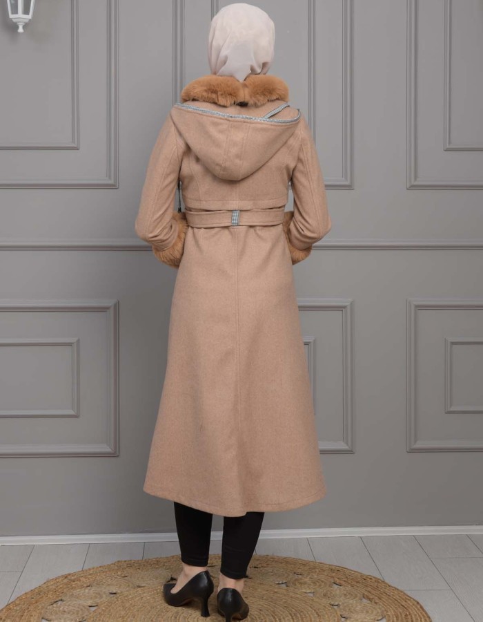 BELTED CACHET TOPCOAT WITH HOOD AND SLEEVE FUR DETAILS 1355 Bej
