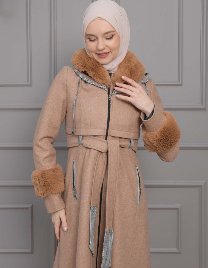BELTED CACHET TOPCOAT WITH HOOD AND SLEEVE FUR DETAILS 1355 Bej