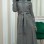 Edler Ledermantel mit Wildleder-Details und abnehmbarer Kapuze 1338 - Grau